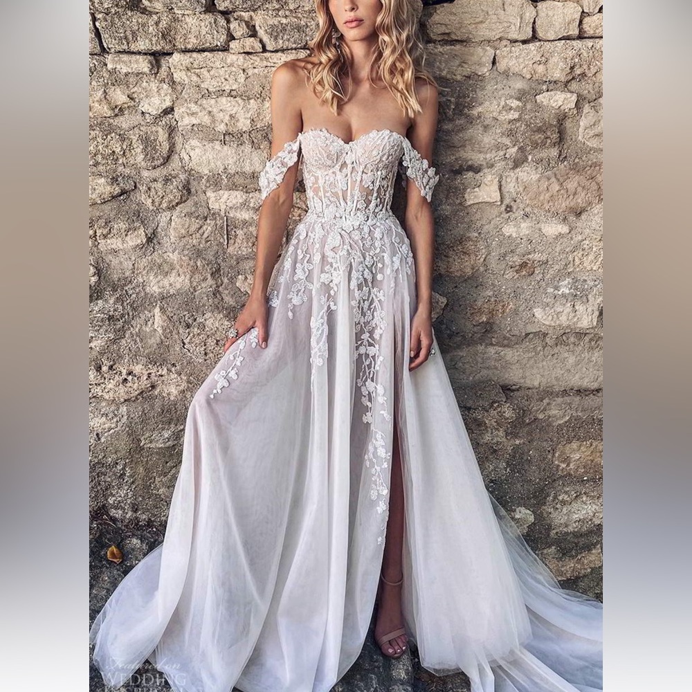 TOM SEBASTIEN Marry Wedding Dress. Size 6‎